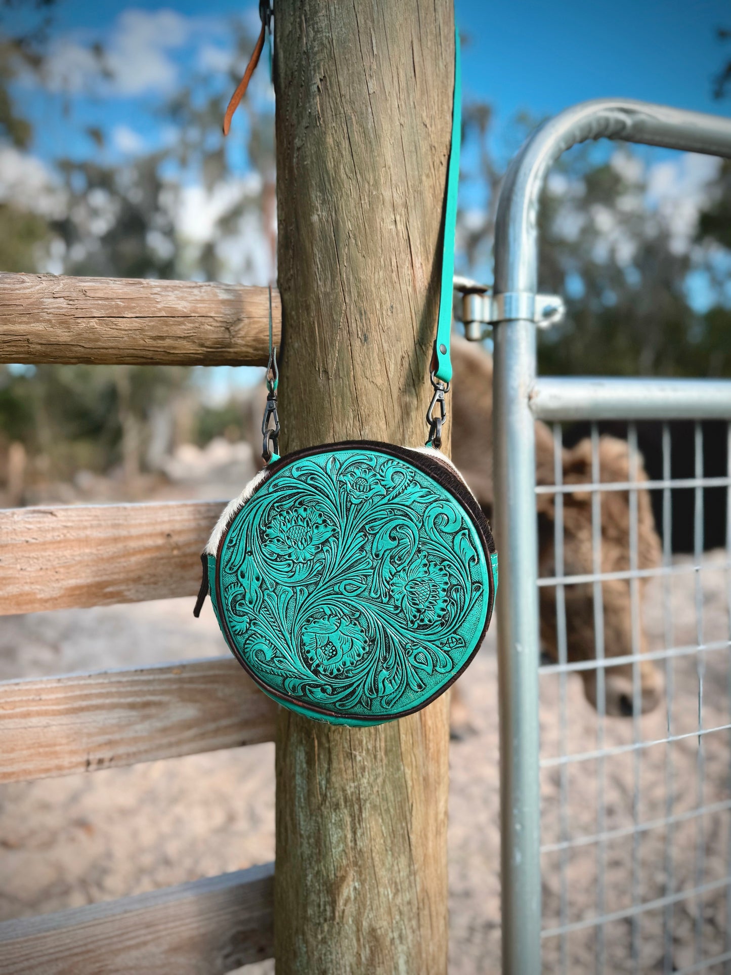 The Vidalia Tooled Canteen Bag