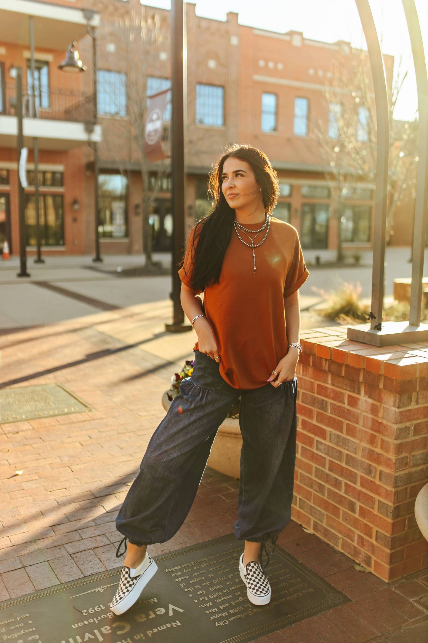 The Cloud Mom Tee In Saddle